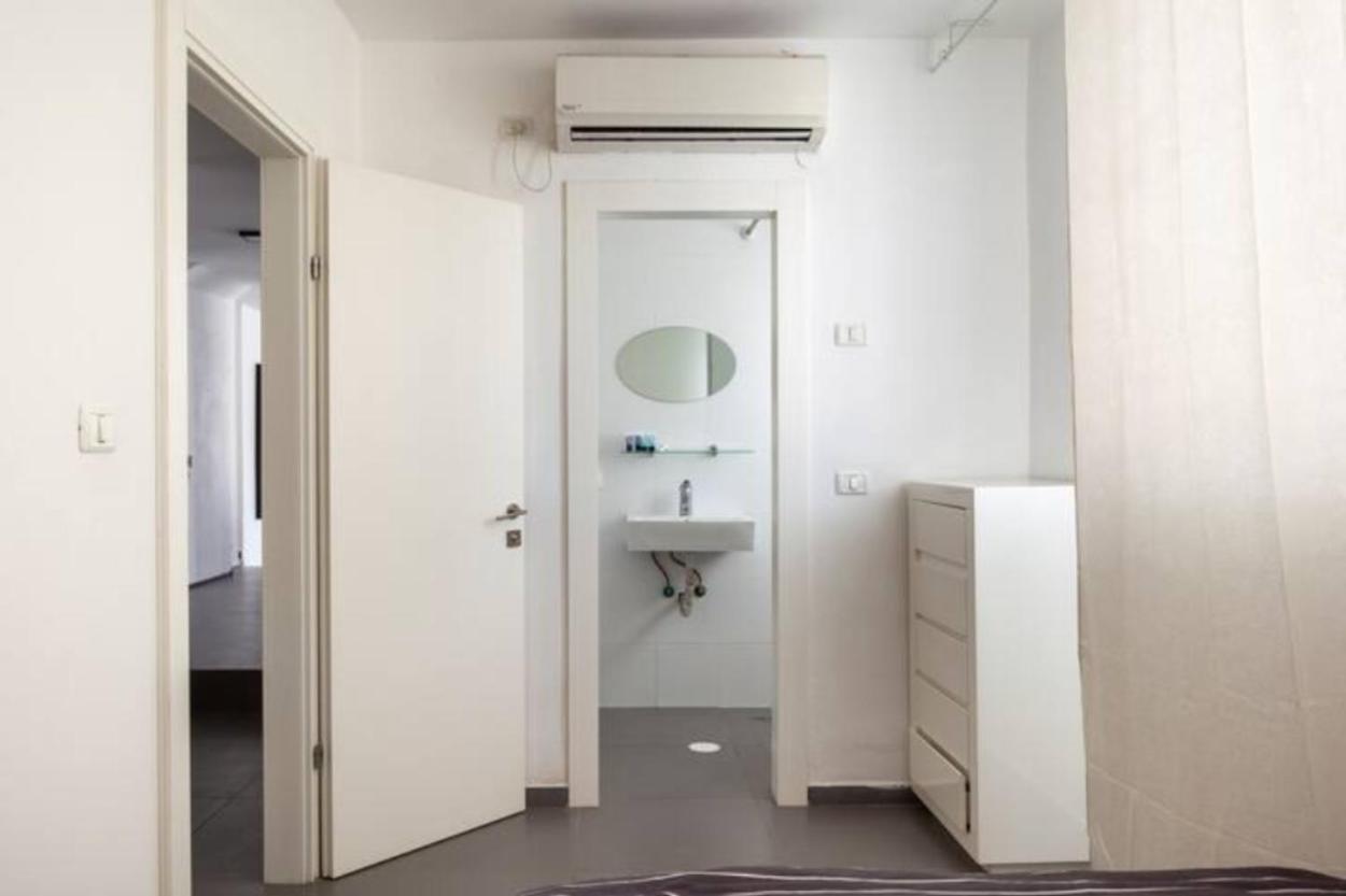 Oַ&O Group-Amazing Apt Bat-Yam 3 Min Walk To Beach Bat Yam Dış mekan fotoğraf